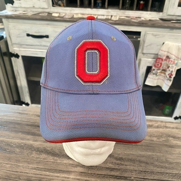 Ohio State University Big 10 Football Hat NCAA - Picture 1 of 5